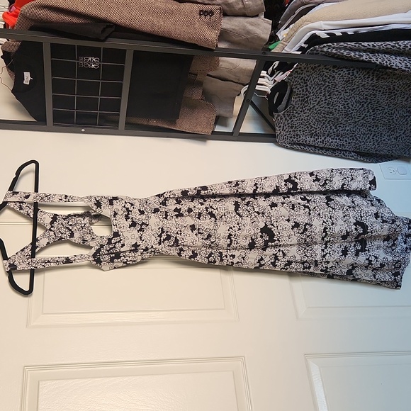 Anthropologie Black Printed Floral Linen Blend Midi Dress Size MP - Picture 6 of 12